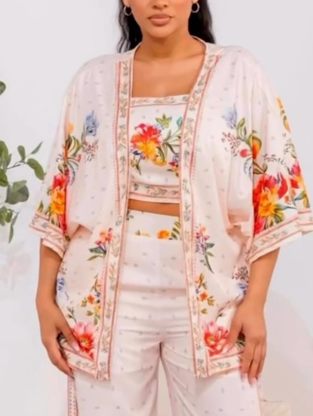 NWOT 3 PC Set. Wide Leg Pants, Crop Top And Short Kimono. Medium